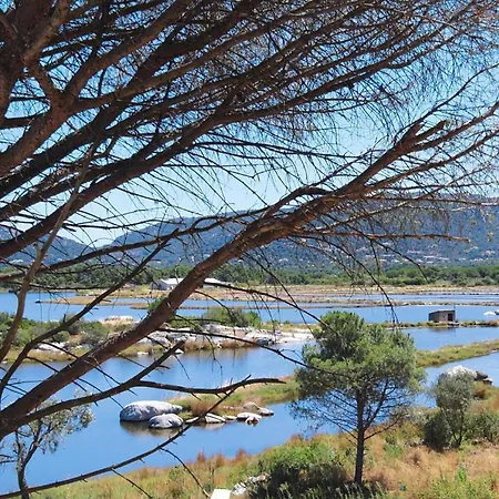 Salina Bay, Vecchio, Pool Side